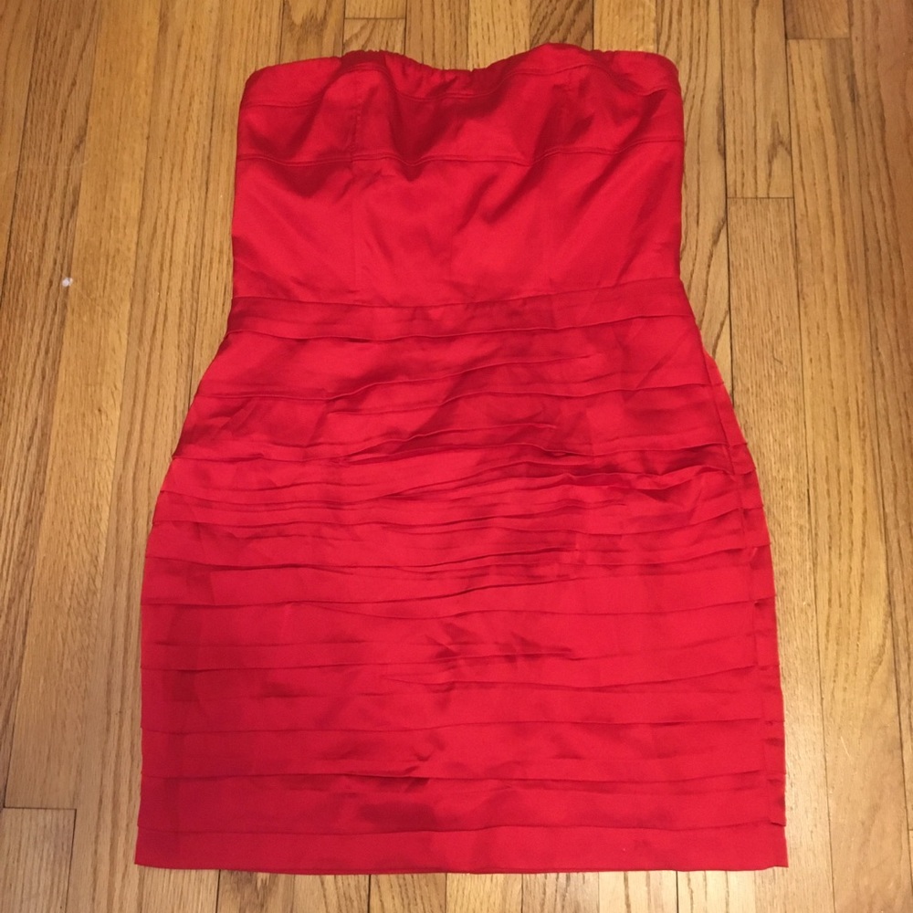 GORGEOUS EXPRESS RED DRESS!!!❤️